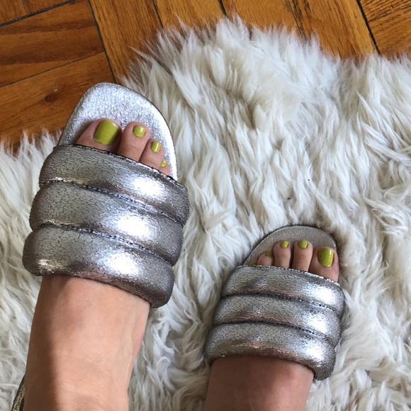 Silver Zara puff sandals (size 6.5 / EU 37) - Picture 7 of 8